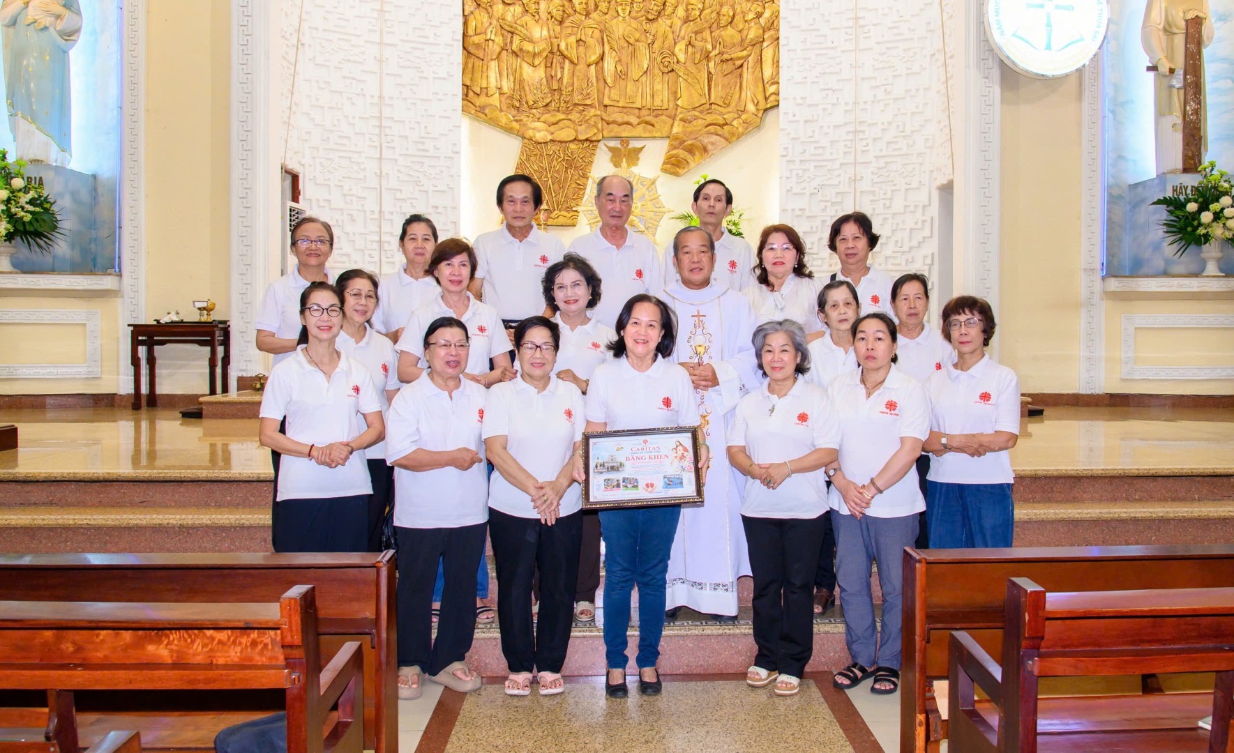 BAN CARITAS GIÁO XỨ VƯỜN XOÀI: MỪNG BỔN MẠNG THÁNH NỮ MATTA
